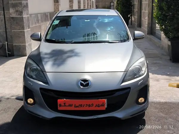 عکس مزدا 3 نیو صندوق دار