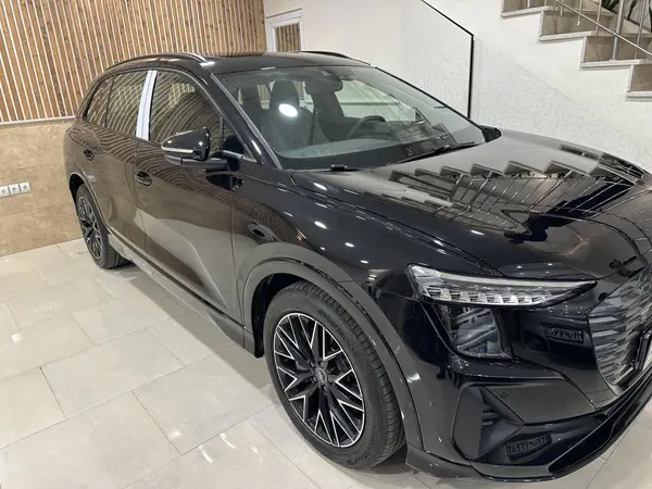 آئودی Q5 e-tron