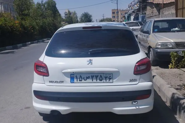 پژو 207