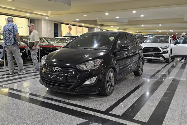 عکس هیوندای i20