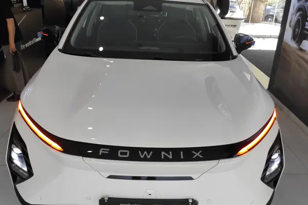 فونیکس FX EV