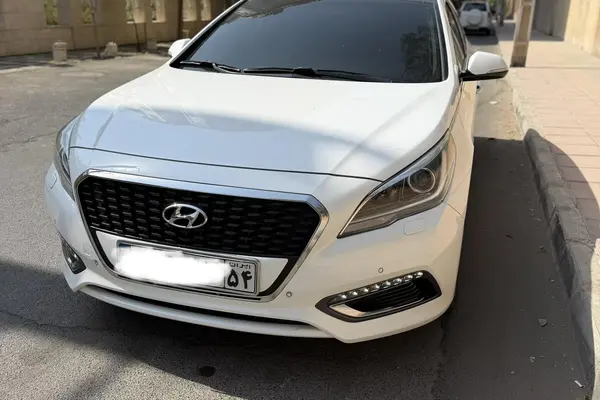 هیوندای سوناتا هیبرید