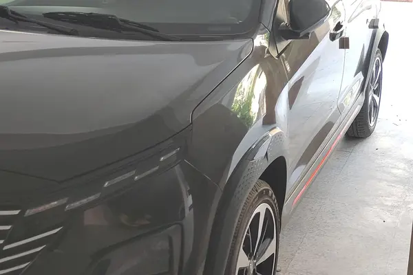 عکس ام وی ام X33 کراس