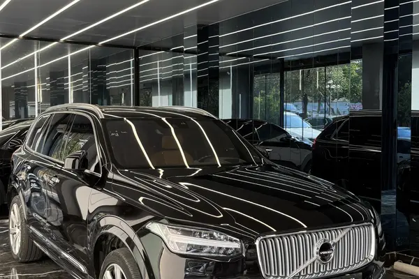 ولوو XC90