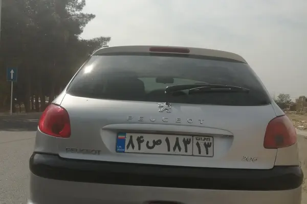 پژو 206