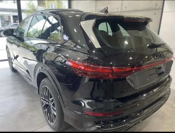 آئودی Q5 e-tron