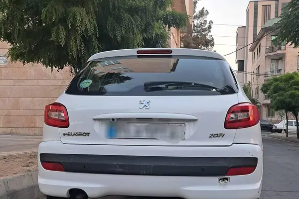 پژو 207