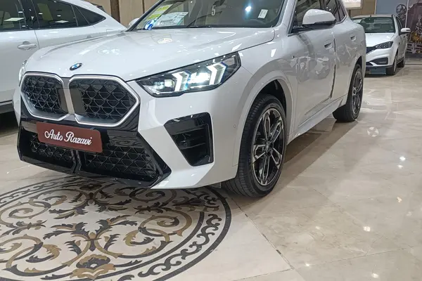 بی ام و X2
