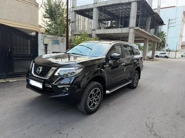 نیسان ترا