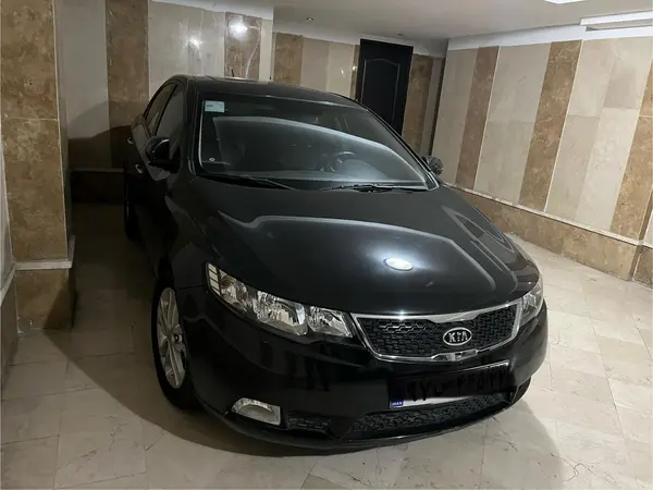 عکس کیا سراتو (مونتاژ)