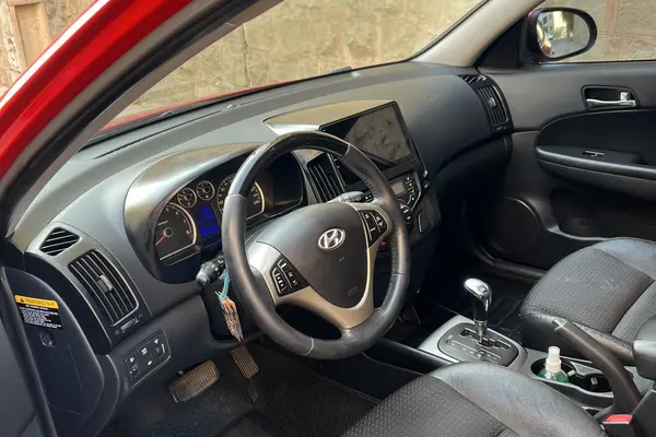 عکس هیوندای i30