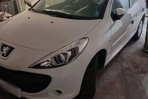 پژو 207
