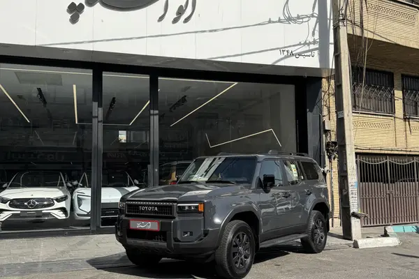 تویوتا پرادو  چهار در
