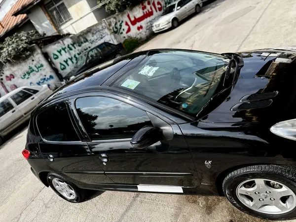 پژو 207