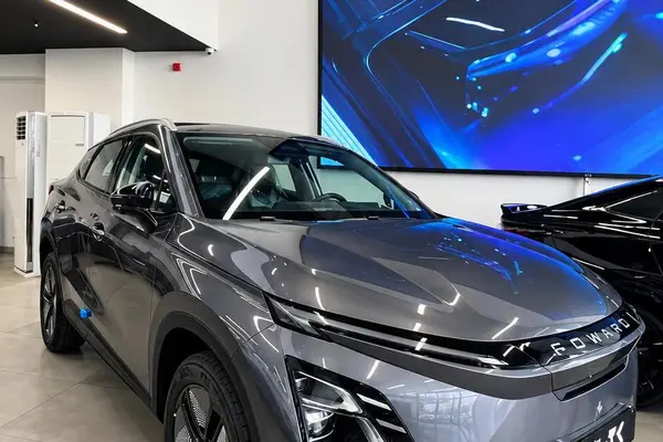 فونیکس FX EV