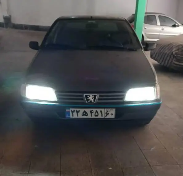 پژو 405