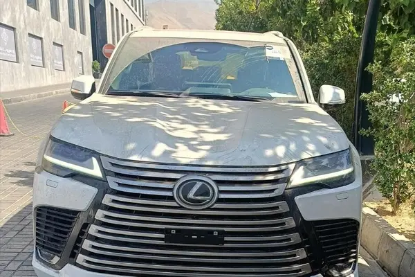 لکسوس LX