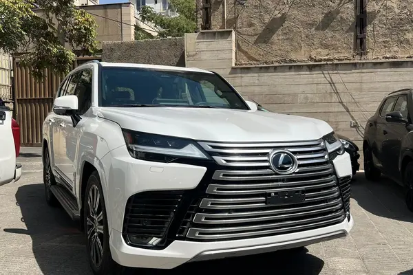 لکسوس LX
