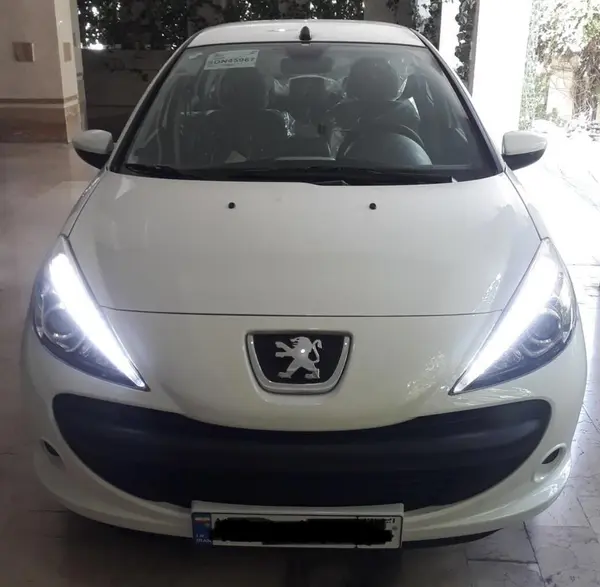 پژو 207