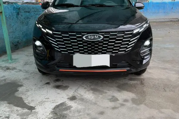ام وی ام X33 کراس