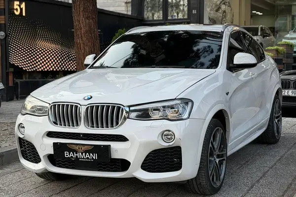بی ام و X4