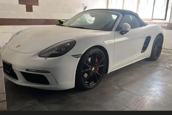 پورشه باکستر