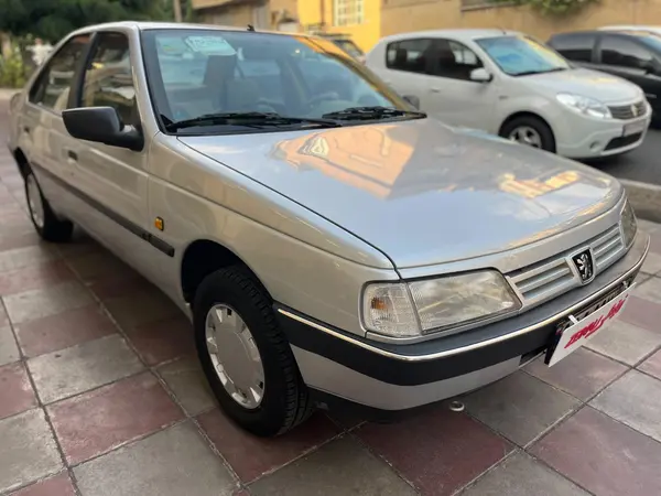پژو 405