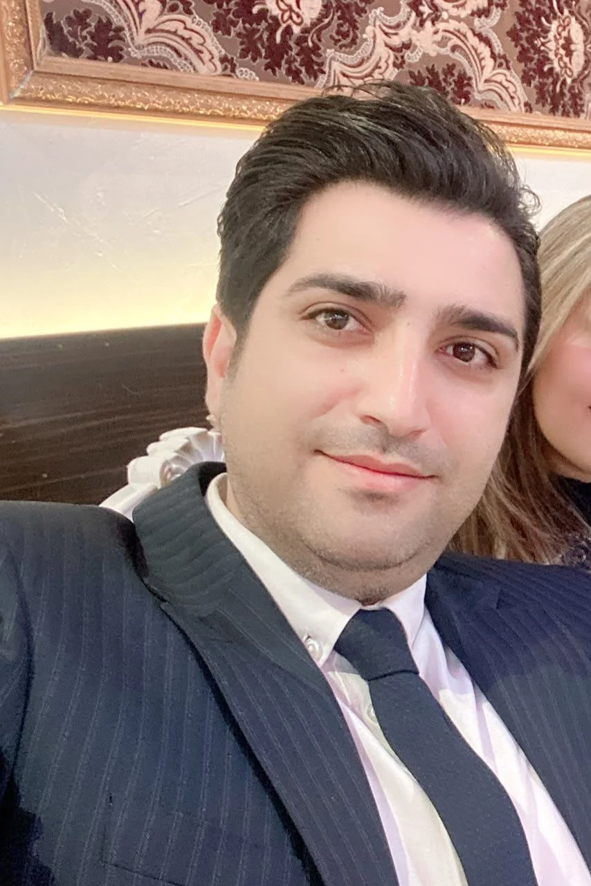 مدیر نمایشگاه اتو مهدی
