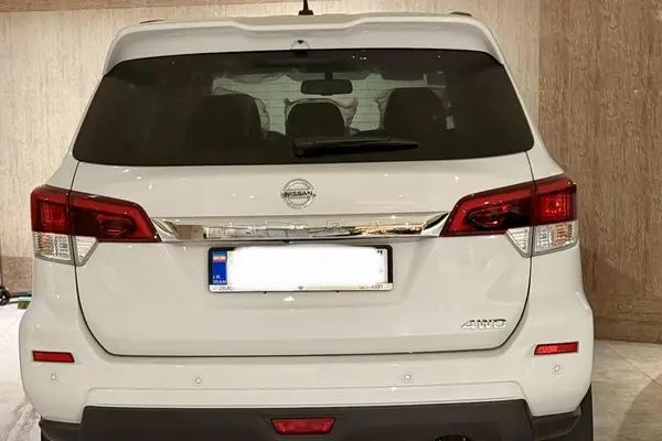 عکس نیسان ترا