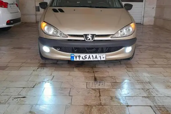 پژو 206
