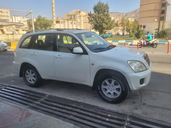 ام وی ام X33