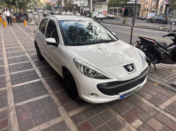 پژو 207