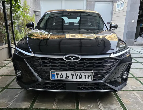 فونیکس آریزو 8 (Z8)
