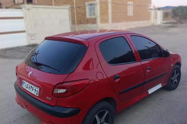 پژو 206