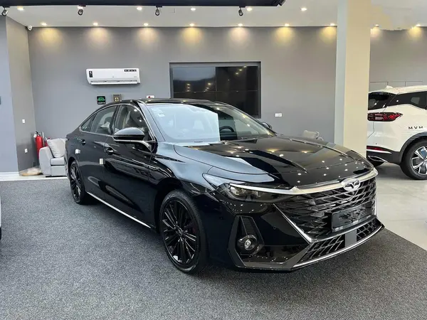 فونیکس آریزو 8 (Z8)