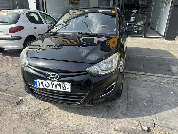 عکس هیوندای i20