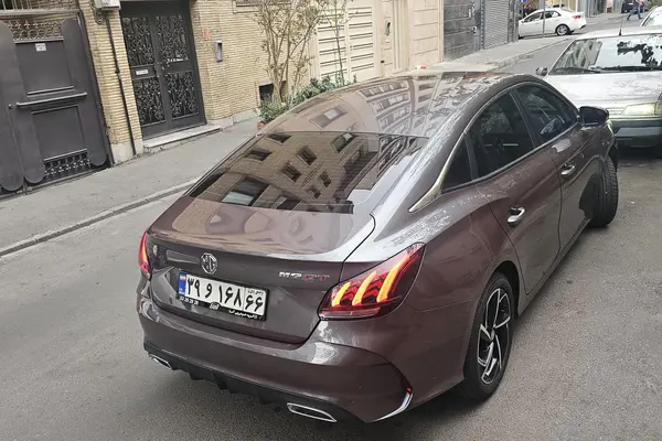 ام جی GT