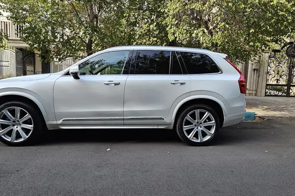 ولوو XC90