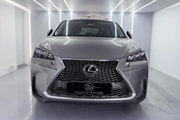 عکس لکسوس NX