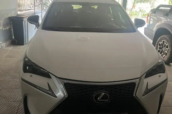 لکسوس NX
