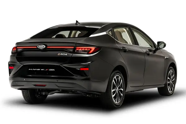 عکس کی ام سی eJ7