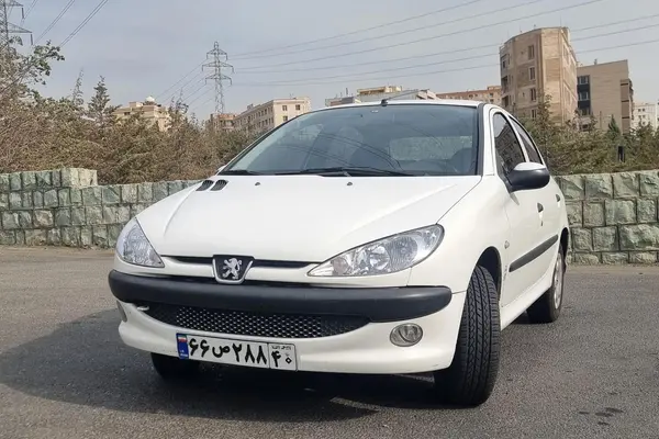 پژو 206