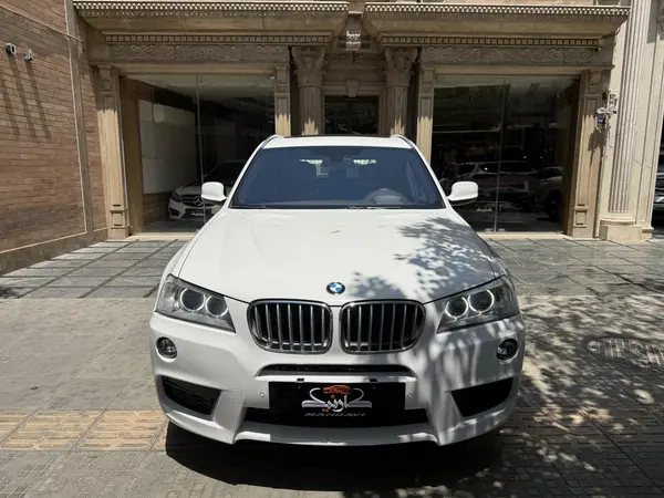 بی ام و X3