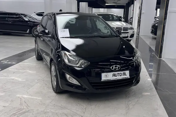 هیوندای i20