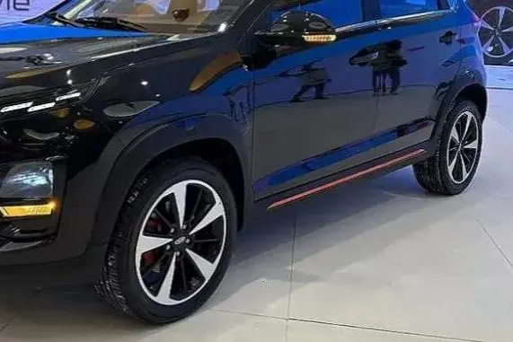 ام وی ام X33 کراس