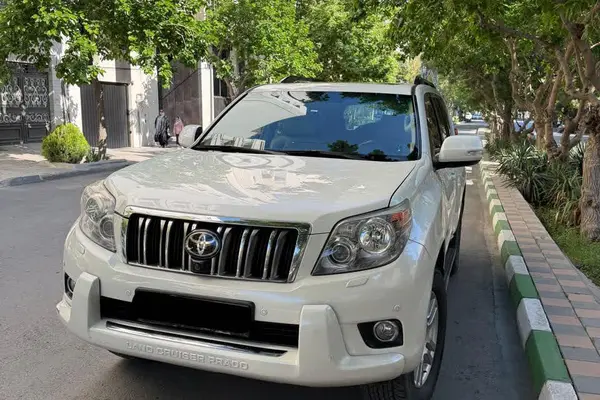 تویوتا پرادو  چهار در