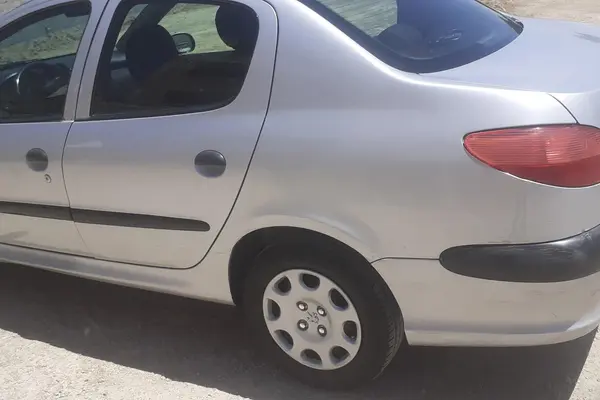 پژو 206 SD