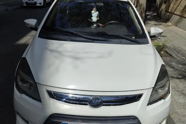 عکس لیفان X50