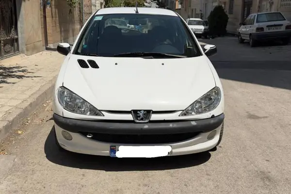 پژو 206