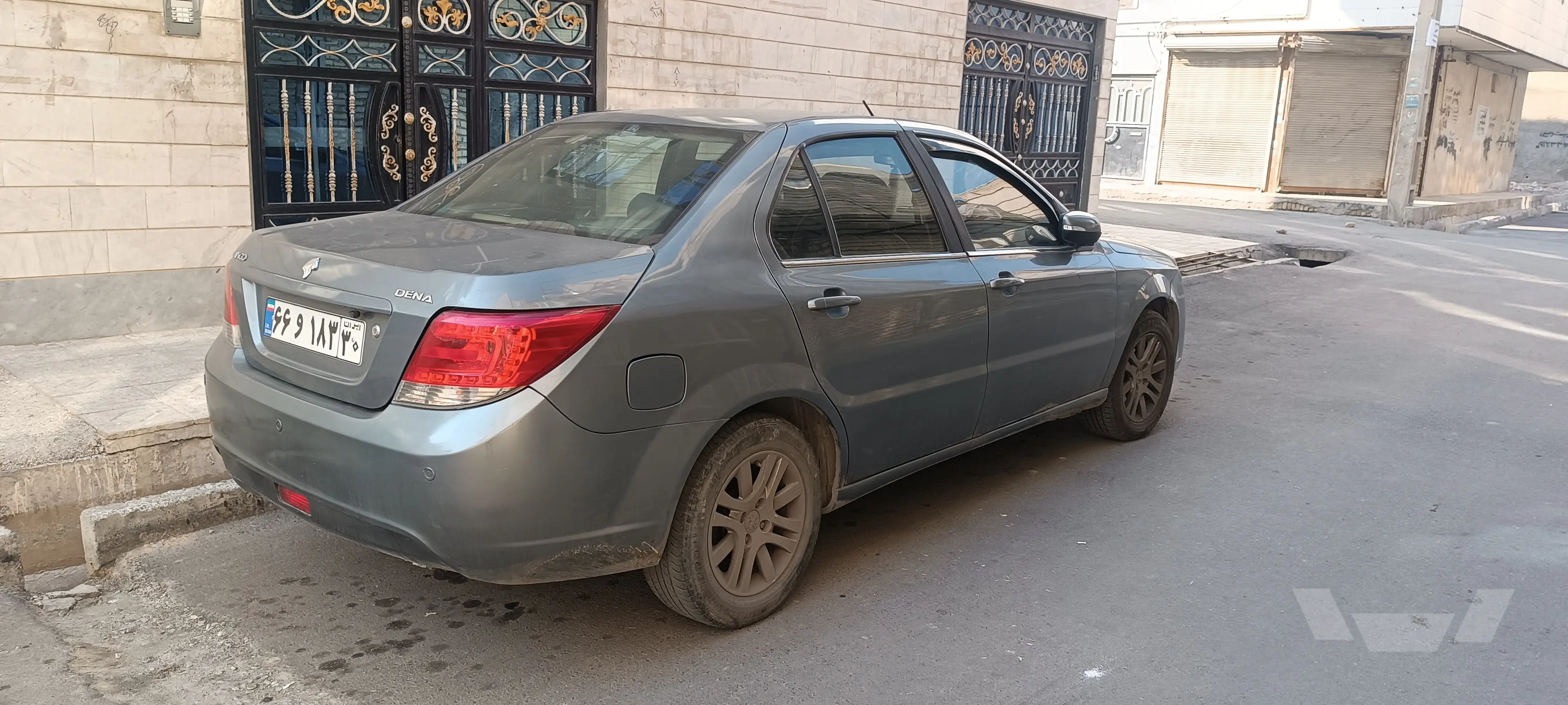 عکس دنا معمولی